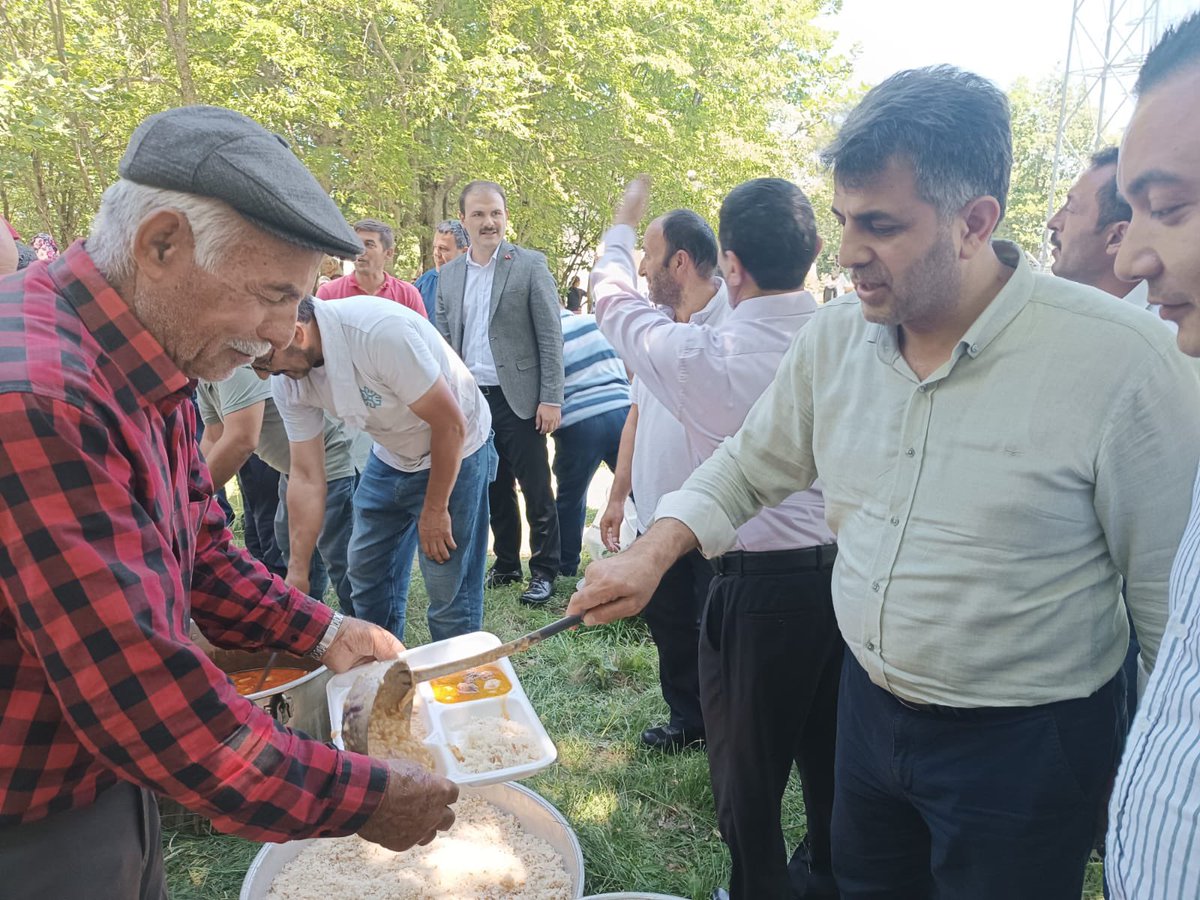 rustemtuysuz's tweet photo. Durağan Uzunöz köyü Akıska  mahallesi Şükür duasına ilçe kaymakamamımız Soner Erol ve Belediye Başkanımız Ahmet Kılıçaslan ile Katılım sağladık.

@erkankandemir 
@osmannnurika https://t.co/tLfPSkxFYt