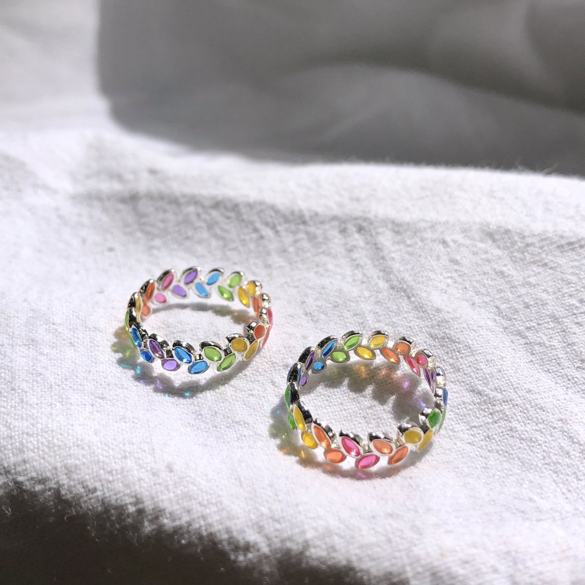 myomyo_parfait's tweet photo. RT💖
🌈지이인짜 간만에 여는 프라이드플래그 나뭇잎반지🌈

프라이드먼스도 지났는데 폼을 여는 사람이 있다?!!
하지만 요청이 들어왔으므로 오랜만에 만들어 봤습니다🐈💖
알티 추첨으로 한 분께도 레인보우 플래그 반지 보내드릴게요😎

✨기간: 7/6 0시~7/12
✨주문폼: https://t.co/UjViIFq9me https://t.co/Z7pkaPIw3v