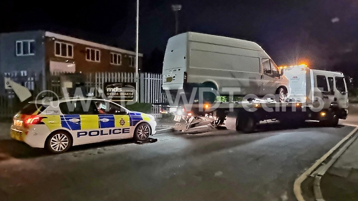 WYP_WDTeam5's tweet photo. Ford Transit failed to stop for #WA1 in #Wakefield, subsequently ramming their vehicle, dumped nearby. Officers not seriously injured, and sadly, another vehicle of the road to answer those emergencies. #WS51 &amp; #WS54 attended  to assist and enq's are ongoing.

@WestYorksPolice https://t.co/Jqd5OrWZwj