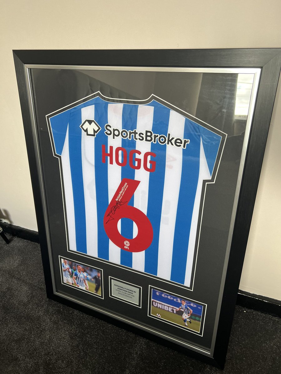 Nice early Birthday Present from Me to Me! Go check out @OnPointFraming , absolutely class! Great communication and even better products! I mean it’s hard to top this 🤷‍♂️⚪️🔵 #htafc #huddersfieldtown #terriers #HuddersTown