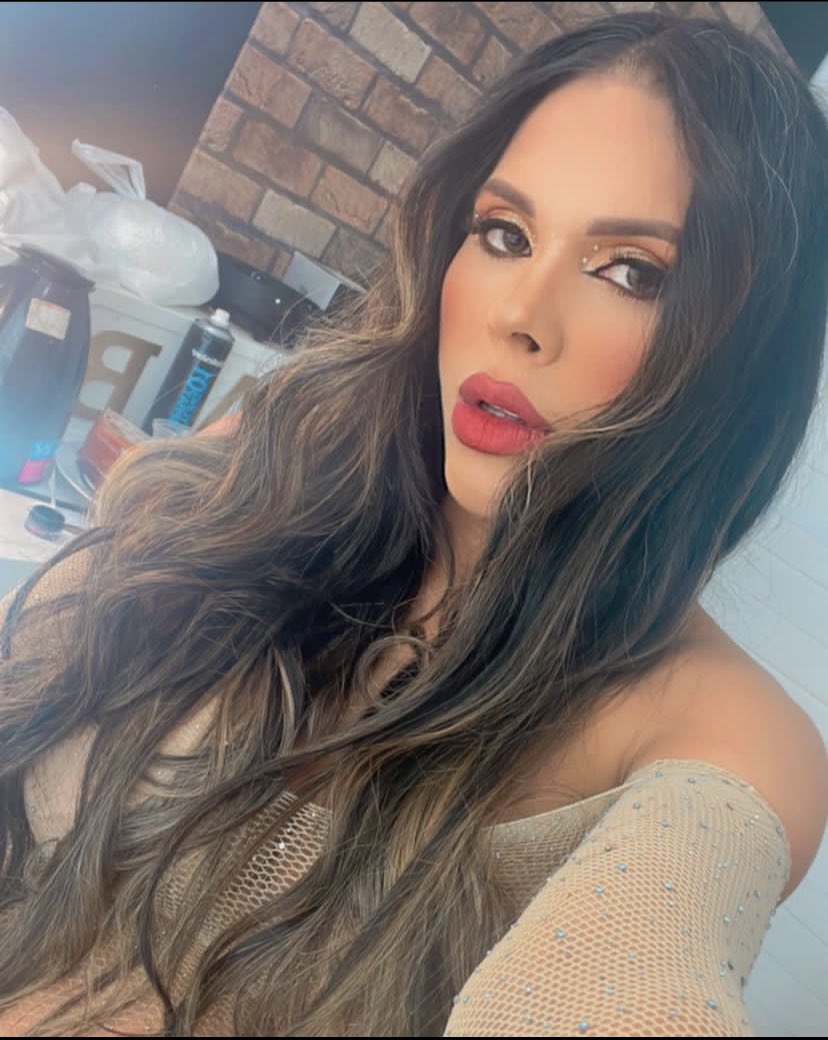 NatashaStog2's tweet photo. Let me drop this on here been a while I posted here 😊😊❤️……… 

Y’all are free to crush 😻 on me or ask me out lol 

#beauty #explore #loveneeded #single #relationship #RelationshipAdvice https://t.co/7HfEM01T3i