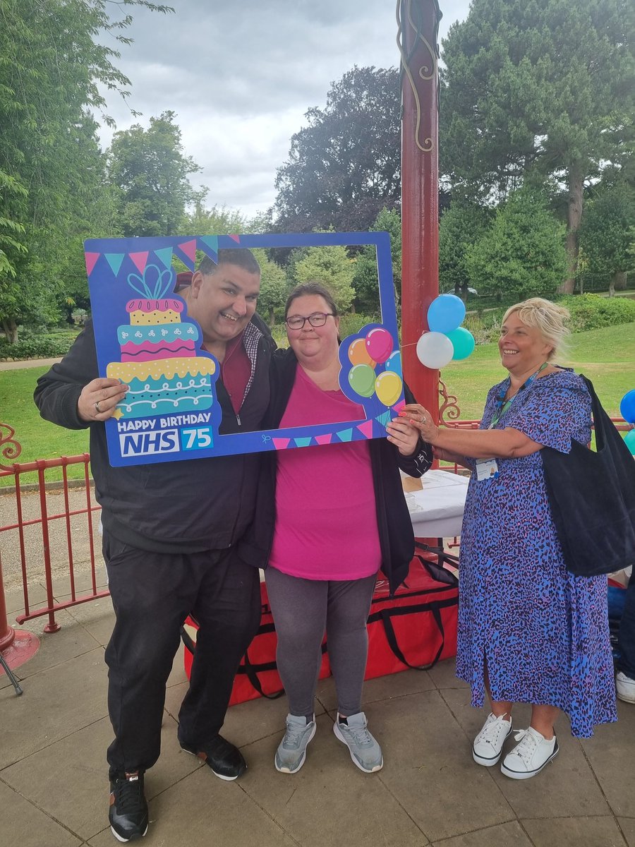 Celebrating the NHS turning 75 today in Robert's Park in Saltaire with @BDCFT_YourVoice and Pam. #NHSBirthday #NHS75 @Bfdcathedral @toby_howarth @polly_speight @liambeadle @SChads @chrischorlton @AndyJolley1 @bcbradio @Bradford_TandA @LeedsCofE @BCBNews @ActAsOneBDC