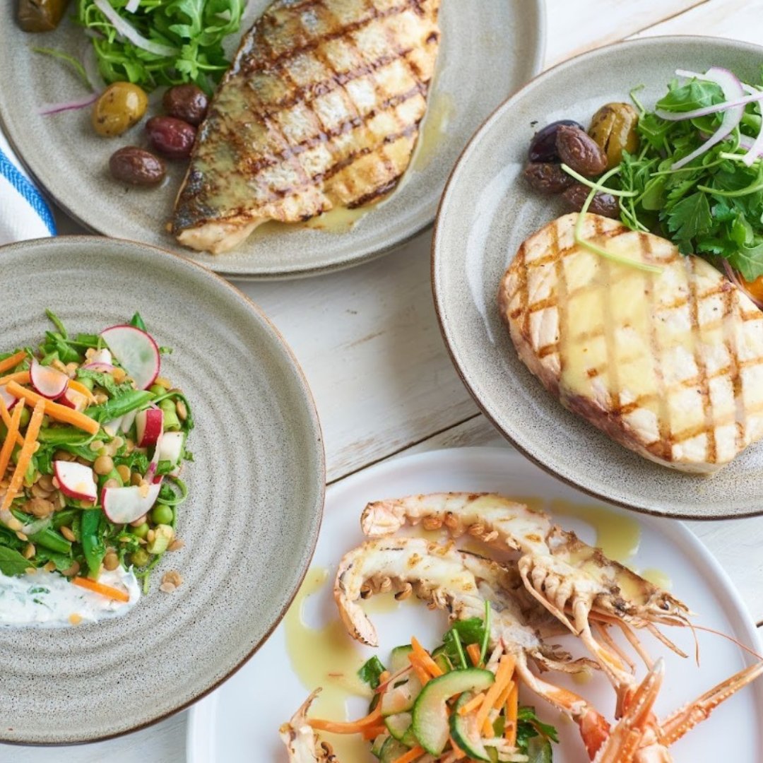MonarchWine's tweet photo. Check out our favorite go-to restaurants prepared for you by Vicki Denig
Calissa 
Rita Cantina
Duryea's 

https://t.co/4MAdFiIGcr
⁠
#monarchwine 🍷⁠
⁠
#easthampton #hamptons #newyork #travel #travelguide #winelife #winegeek #wineporn #foodporn #foodie #sagharbor #montauk https://t.co/fz6oUVU3no