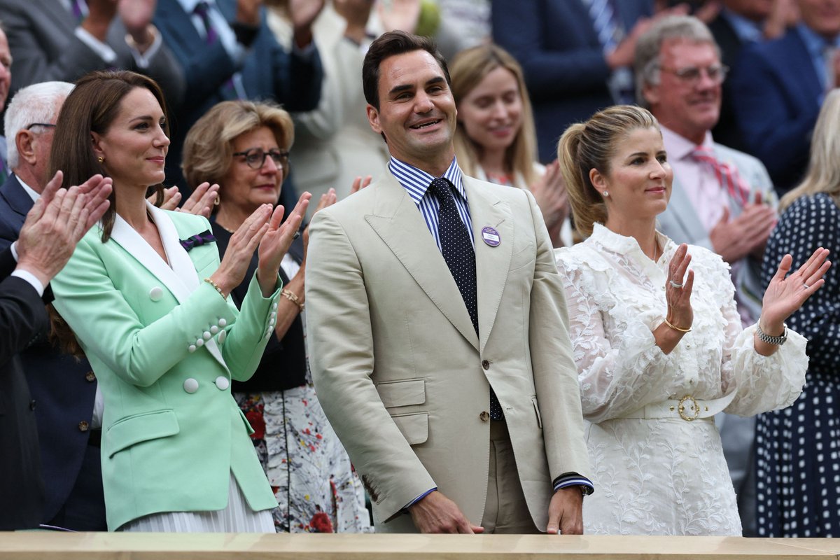skorerrcom's tweet photo. 🎾 Majesteleri, bu kez izleyici olarak Wimbledon Tenis Turnuvası'nda. https://t.co/aiD0x8BNyB