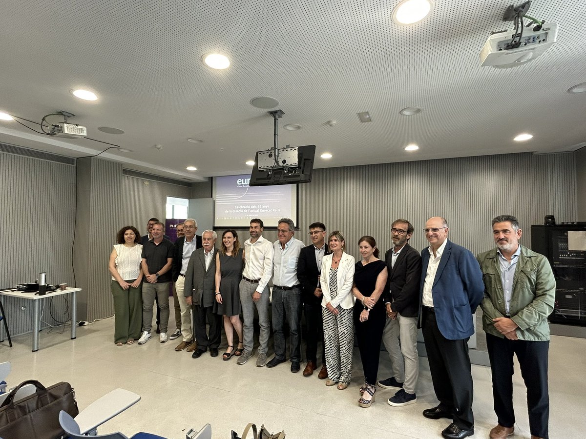 En @xavierlopezluja DGCorporatiu i Operacions d’@Eurecat_news posa en valor l’aportació de l’equip CTNS al nostre ADN de proximitat, de bastir aliances, crear ecosistema i d’excel·lència científica orientada a la transferència d coneixement amb impacte en empreses i territori