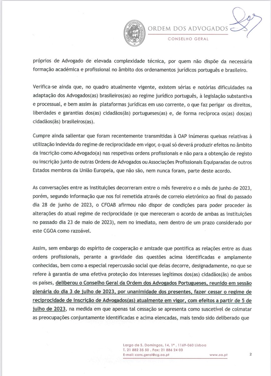 movadvdireitabr's tweet photo. 📍 ORDEM DOS ADVOGADOS DE PORTUGAL RESCINDE UNILATERALMENTE ACORDO DE RECIPROCIDADE COM A ORDEM DOS ADVOGADOS DO BRASIL.

Presidente do CFOAB, Dr. Beto Simonetti prepara medidas judiciais:

“Tendo em visto o anúncio unilateral, a OAB tomará todas as medidas cabíveis para defender os direitos dos profissionais brasileiros aptos a advogar em Portugal ou que façam jus a qualquer benefício decorrente do convênio do qual a Ordem portuguesa está se retirando. Paralelamente, a Ordem dos Advogados do Brasil buscará a retomada do diálogo, respeitando a autonomia da Ordem dos Advogados Portugueses e compreendendo que a entidade europeia enfrenta dificuldades decorrentes de pressões governamentais.”
