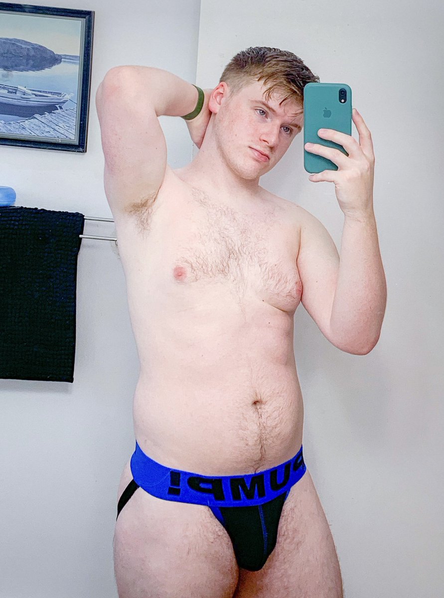 ethanmatthews34's tweet photo. Show me some nudes below, I wanna jerk off to y’all 😈🍆💦 https://t.co/xxmk2iVAvx