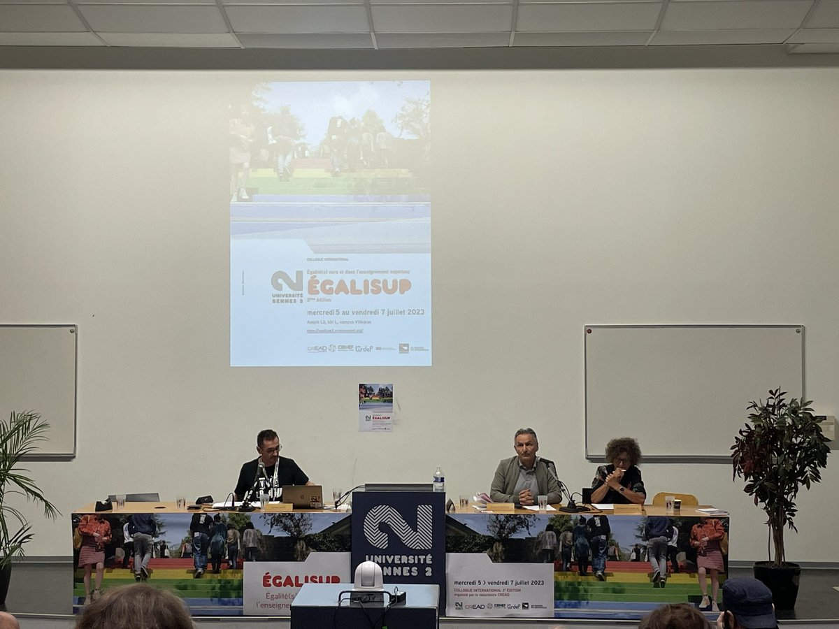 Ouverture du colloque #Egalisup2 par un hommage à Guy Berger.
<a href="/CemuCaen/">CEMU</a> <a href="/IDT_PIA3/">100% IDT - Inclusion, un Défi, un Territoire</a>