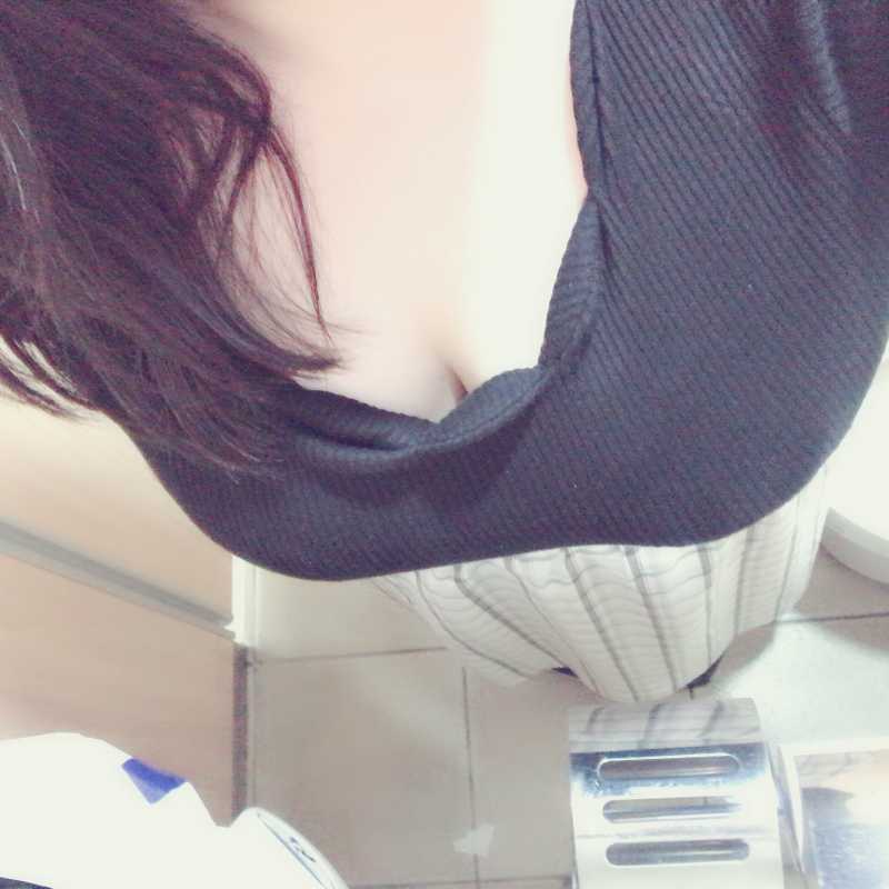 ♡↻してくれた人にくぱぁマン凸するよ💓

#マン凸
#裏アカ女子