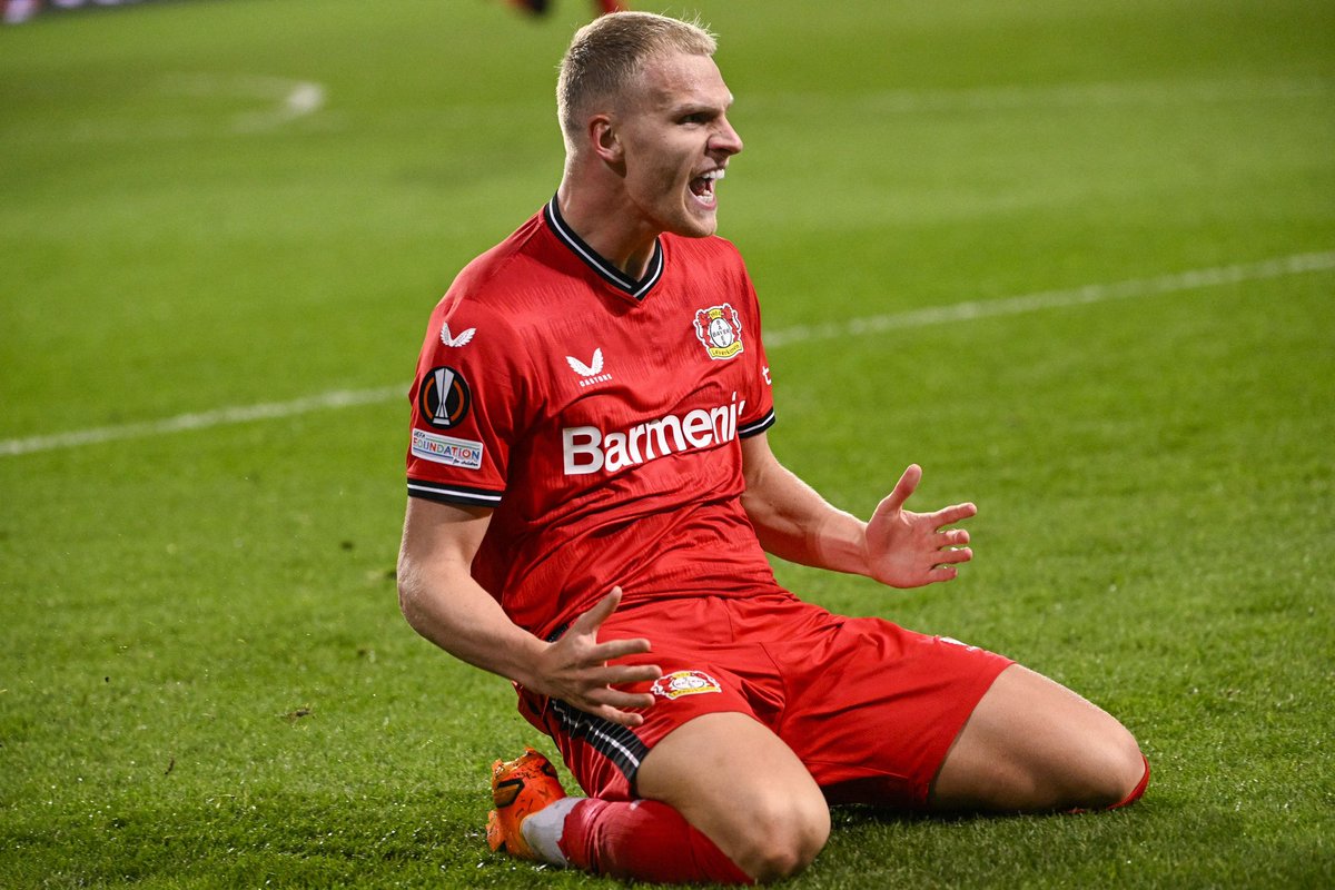 FabrizioRomano's tweet photo. Atalanta are closing in on Mitchel Bakker deal from Bayer Leverkusen. Agreement finally in place between the two clubs, per @SkySport. ⚫️🔵🇳🇱 #transfers

Personal terms agreed with Bakker who’s set to try new Serie A chapter. https://t.co/Sh7E8DCDt0
