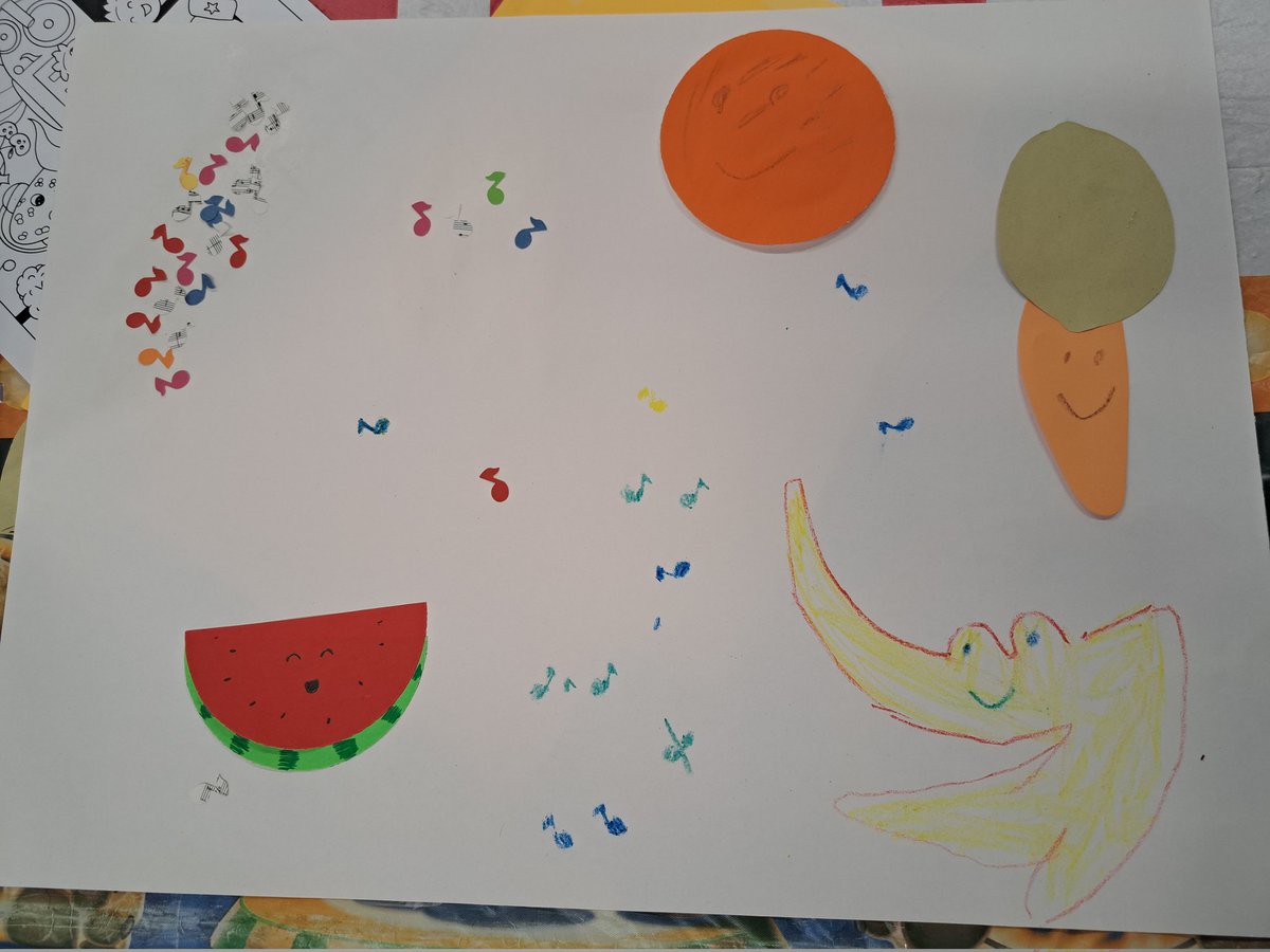katymvaughan's tweet photo. First week back at work after maternity leave and I already remember why I love working in libraries! My first activity is disco fruit and veg.  The comment "I love this place" shows the importance of libraries to children and families! https://t.co/XMxWDjm8jk