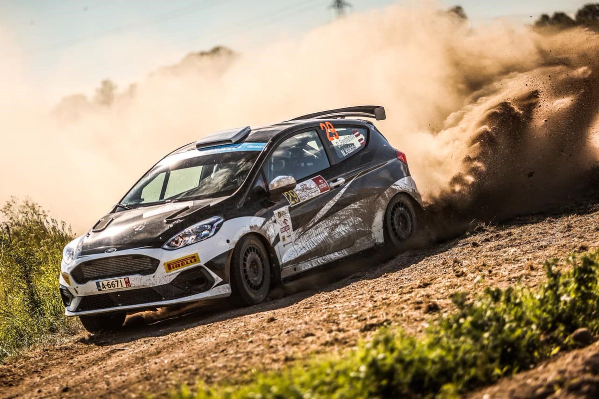 RalliSM's tweet photo. Tuusulalainen rallitiimi KMS Racing kilpailee tulevana viikonloppuna Ruotsissa Royal Rally of Scandinaviassa Ford Fiesta Rally3 -autolla. Tiimin autolla ERC3-luokassa ajaa vuoden 2021 ERC-luokan hopeamitalisti Dmitry Feofanov.
https://t.co/loEpZWCAYZ
#emralli #kmsracing https://t.co/ZJ40AhJT6Z