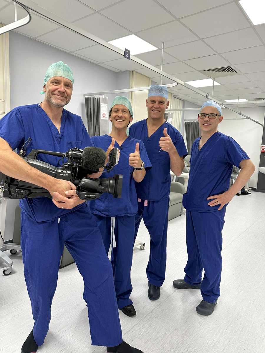 A double thumbs up to the #NHS75 As I can now use both thanks to the highly-skilled team @NNUH ! Reunited with @docmorne & surgeons to film at the specialist unit that came about from DIY accidents during the pandemic. See the report tonight @itvanglia Don’t we ‘scrub up’ well!