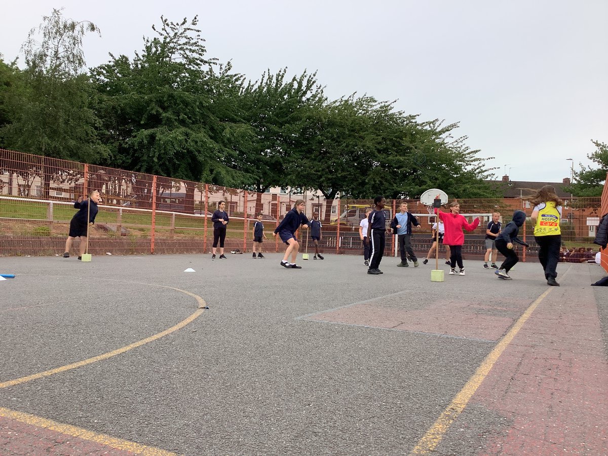 Inglehurst Junior School tweet media