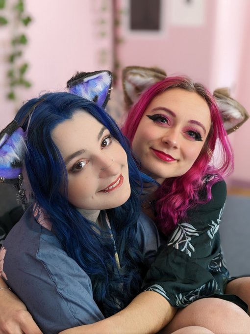 Vos deux chattes pr&eacute;f&eacute;r&eacute;es 💙 @noochka_pole https://t.co/xu94RiuNaF<a class="tags" target="_blank" title="On Twitter" href="/?out=eyJ0eXAiOiJKV1QiLCJhbGciOiJIUzUxMiJ9.eyJpYXQiOjE3MjIwNTg1NzUsImlzcyI6InR3cG9ybnN0YXJzLmNvbSIsIm5iZiI6MTcyMjA1ODU3NSwiZXhwIjoxNzUzNTk0NTc1LCJyZWRpcmVjdF91cmwiOiJodHRwczovL3R3aXR0ZXIuY29tL25vb2Noa2FfcG9sZSJ9.yCHNyN7wzA5Pj3BDFUkShupmjMjohGI8p8SCT5saxcoq6gqtmVEICEtbWYfJ30yJahtRPm9JiD1xR62fzWsivg">@noochka_pole</a>