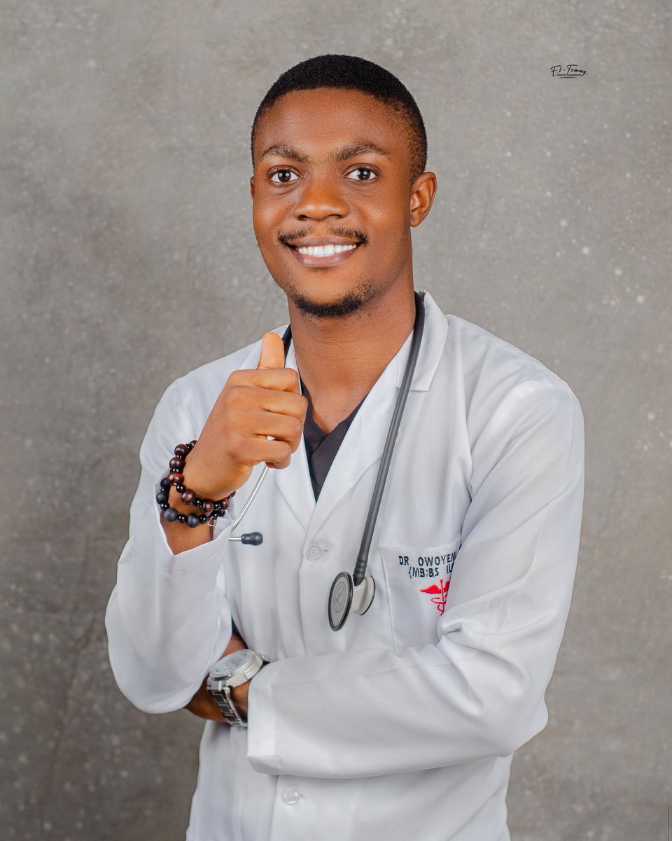 Olutundephilips's tweet photo. Starting a new year, a Medical Doctor and more. 
One of mantras along the way was, "We are getting there".👌🏽
Here I am now, and I look forward unto the next. Blessed be God of Heaven! 

Congratulations 🎉🎉 🎉
DR. OWOYEMI O.P (MB;BS Ilorin) https://t.co/yB6QGtOLAe