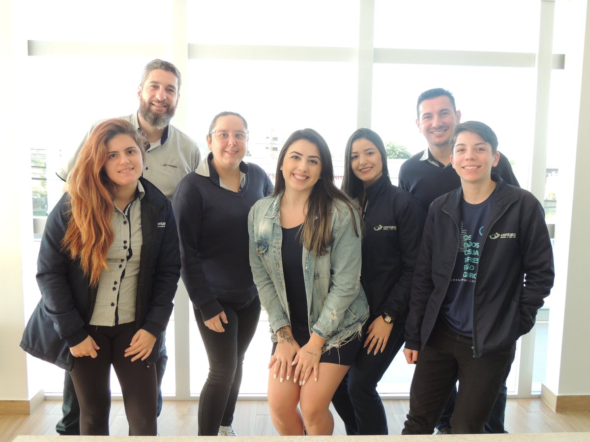 PortalContato's tweet photo. Nesta quarta-feira, a equipe do nosso setor Comercial homenageou a consultora de vendas, Thaynara de Souza Rosa, que está de aniversário. Parabéns e muitas felicidades para a colaboradora!! 🎂🥳 https://t.co/amx09KKjvg