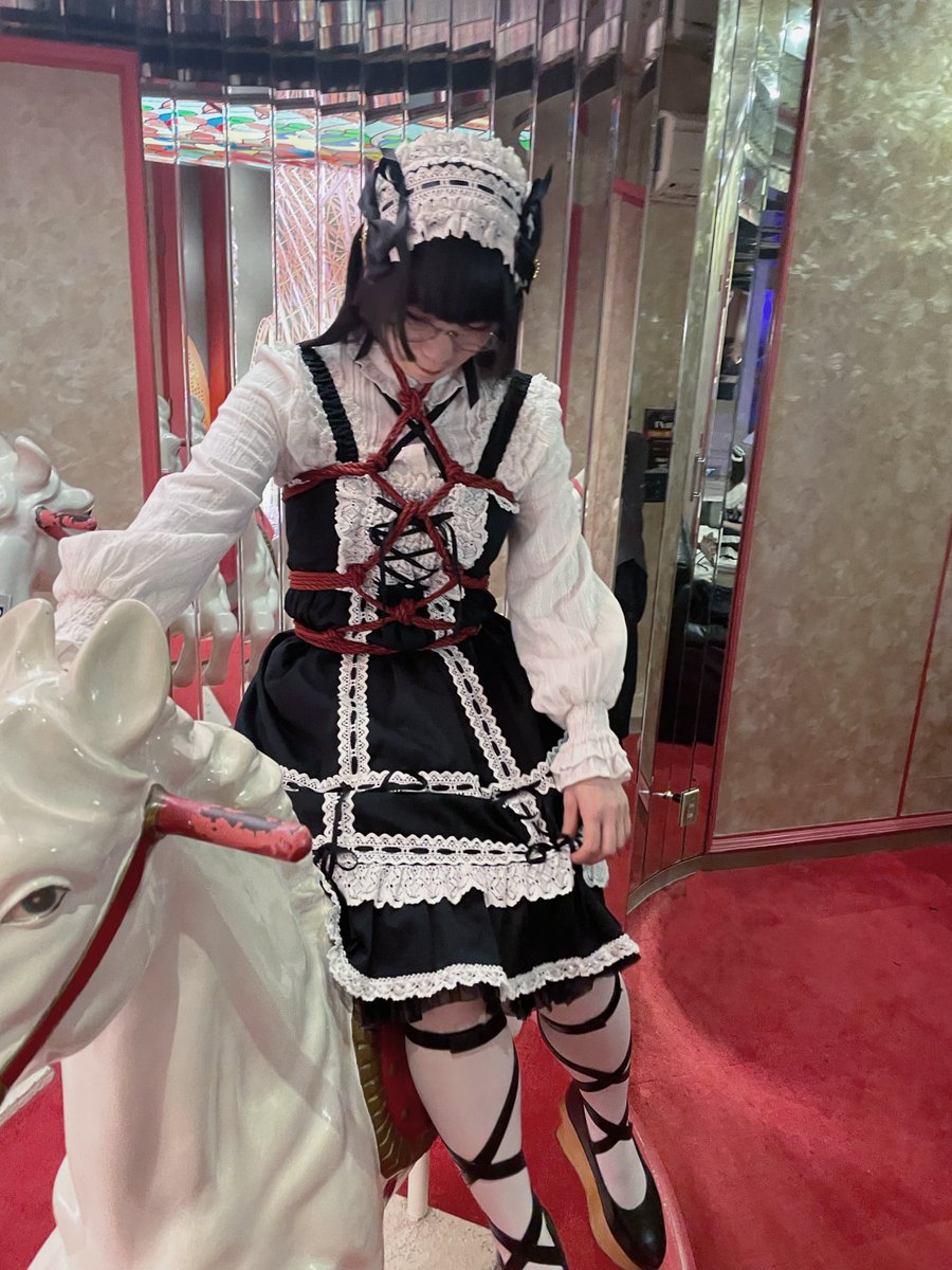 Ka0o0_156's tweet photo. #縄
 #ロリータ https://t.co/5dbQCA5Sq5