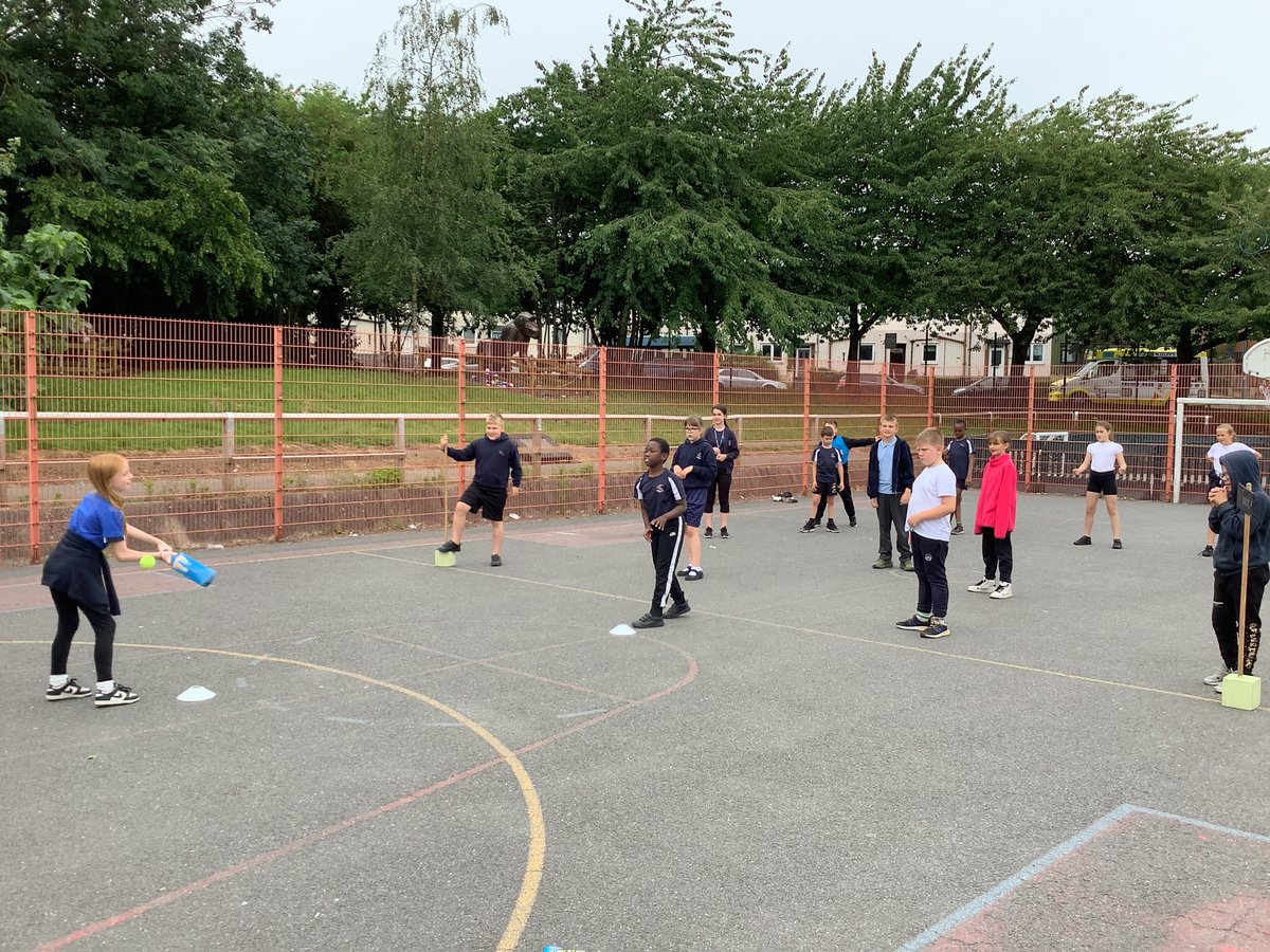 Inglehurst Junior School tweet media