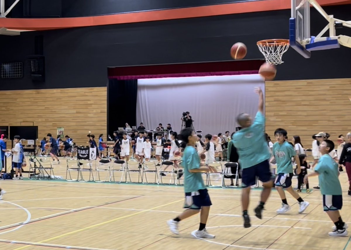 BCEvolution1's tweet photo. bjカップU13大会に参加しました！レベルの高いチームばかりで、ハイレベルの中学バスケに触れ、とても良い経験となりました。選手達は試合の度に進化したプレーを見せてくれました！
#bcつくばevolution 
#U15バスケ
#bjカップu13 https://t.co/T1w4SEi66s