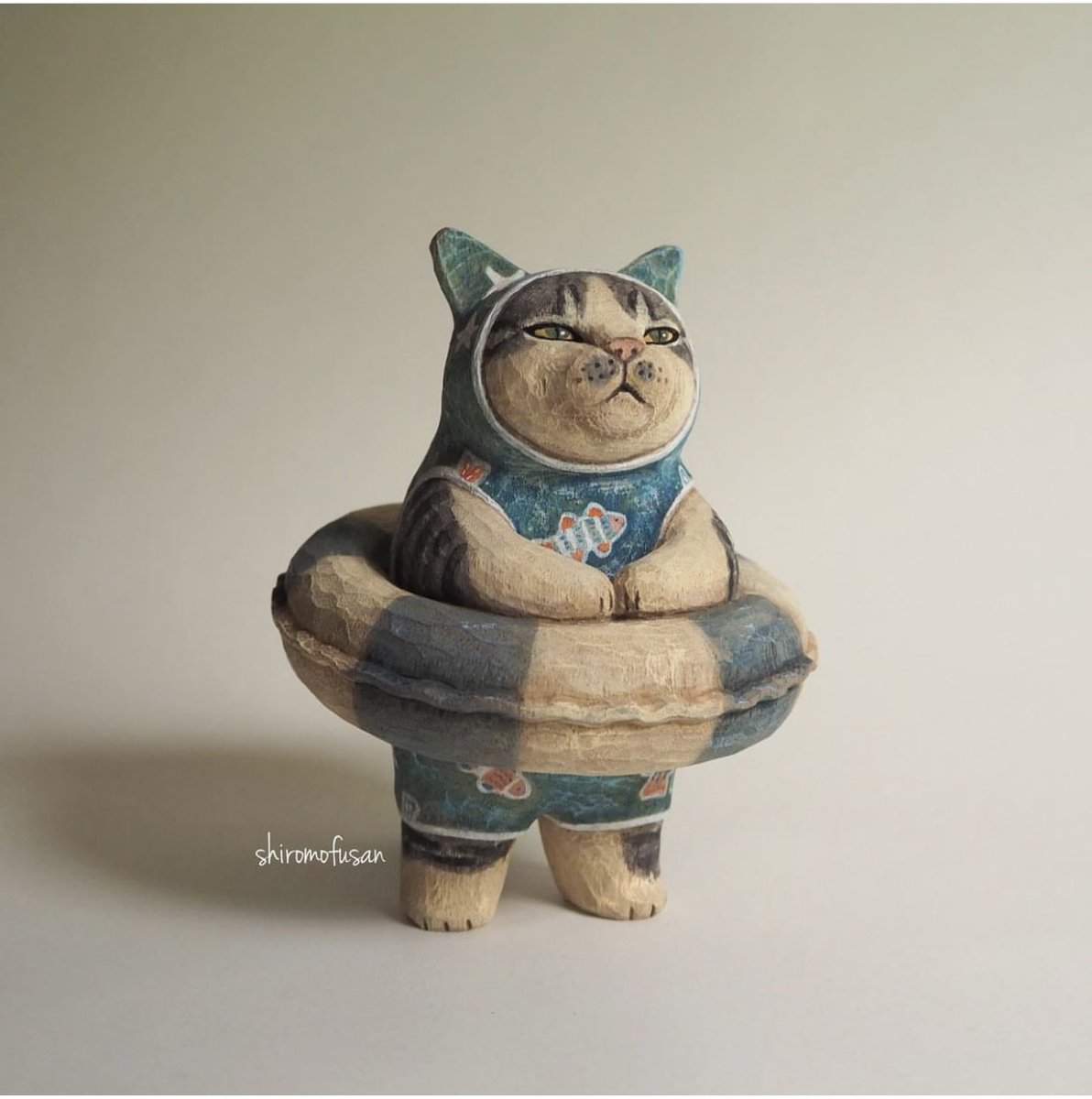 kusafune1's tweet photo. 猫だすけ展参加作家紹介
しろもふさん
＠shiro_mofusan 
しろもふさんの作品は抽選販売となります。 https://t.co/FsYXF3bZGH