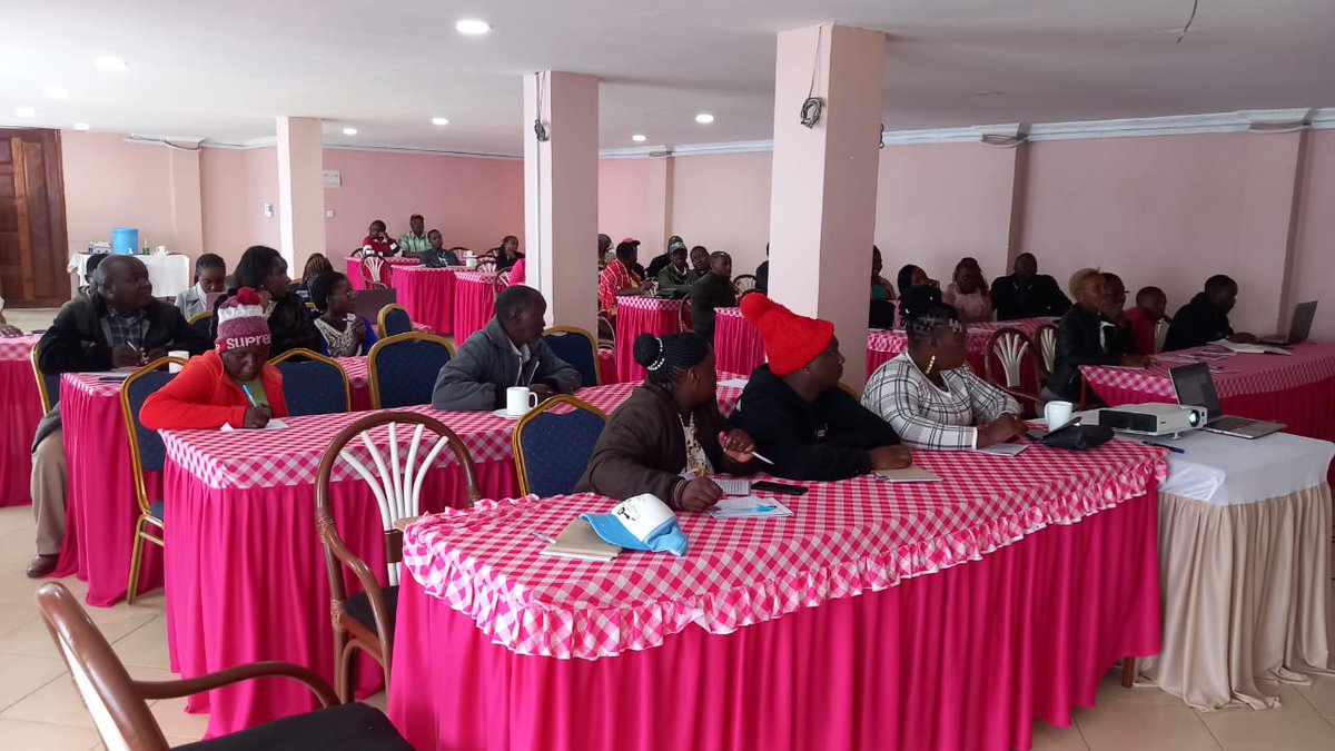 nakuruccu's tweet photo. Getting things real in Climate Change in Molo Ward Climate Change Planning Committees. 
Capacity building is ongoing today and tomorrow.
@AlinAfrica
@WWF_Kenya 
@Wanavijiji_sdi 
@ClimateAide 
@Eng_F_Ngeno 
@jgracekaranja https://t.co/9hi1lSOjHs