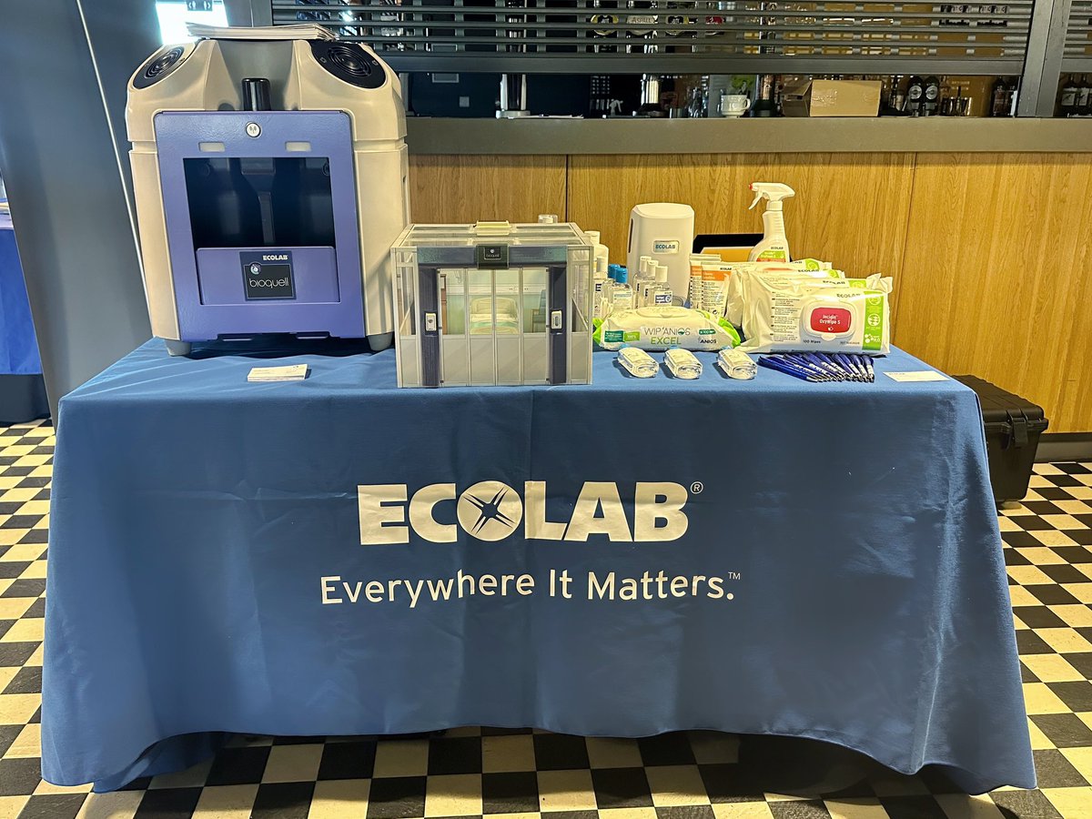 George_Olden's tweet photo. Away day at @Wolves! 🐺
Great to spend the day with the @IPS_Infection West-Midlands Branch talking all things #IPC
Why not stop by and check out our @Ecolab & @Bioquell IPC offering…
#CleanMatters #IPS #NHS https://t.co/7OfNqpkJX7