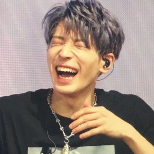 yeoo_e's tweet image. #wonu :( ≧∀≦)ノ