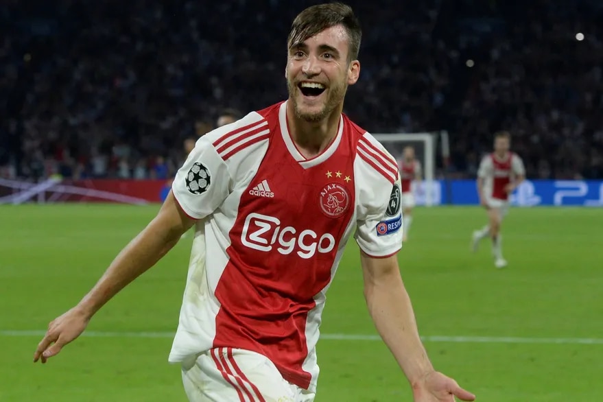 ⚽ Marihuana en la Erediviese 🌱

🇳🇱 Sabemos que en Países Bajos desde 1976 es legal el consumo de marihuana gracias a la promulgación de la Ley del Opio. Definitivamente en este país está visto de otra forma el consumo de cannabis.

🇦🇷 🏆 Nicolás Tagliafico, campeón del mundo y