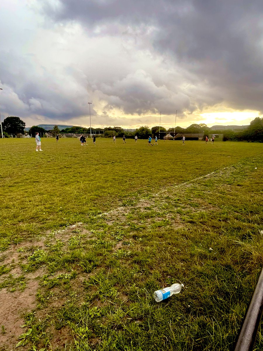Lads put through their paces last night as we edge towards our 1st pre season game. 

Few sore legs this morning. 🤣

#ProfiYnIawn