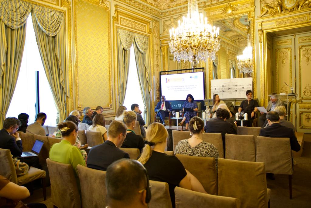 Red_Carolina's tweet photo. 📣 En el marco de #EU2023ES, hoy participamos en el encuentro: Facing the #TripleTransition Shaping international co-operation to face the digital, green, and social transitions
📷 en @casamerica con @JASanahuja @OxfamIntermon @BancoMundial @AfricanClimateF @eulacfoundation https://t.co/AuKIoUQ7tZ