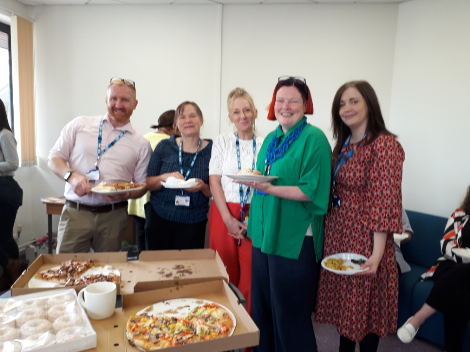 CWP_IRWC's tweet photo. A great lunchtime spent celebrating the #NHSBirthday with staff at Delamere Resource Centre, Crewe. #NHS75 #TeamCWP @cwpnhs @ExperienceCWP  @RickyTaylorWeb1 https://t.co/27H6PgPYTt