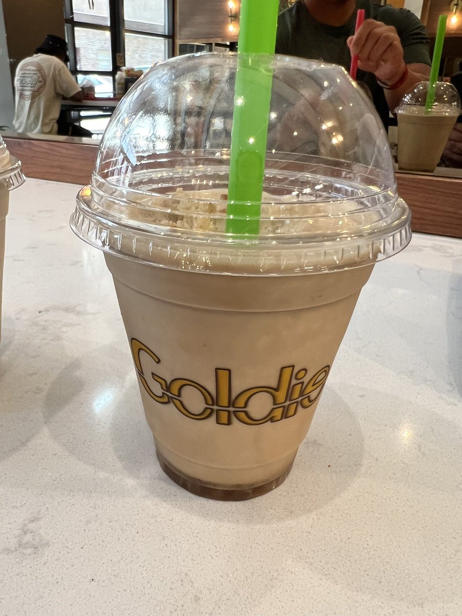 TheVeganKitchen's tweet photo. This Turkish Coffee Tehina Shake from Goldie’s was the most delicious thing I tried on my trip to Philly last weekend! #Philly #Philadelphia #vegan https://t.co/vEnai7bptp