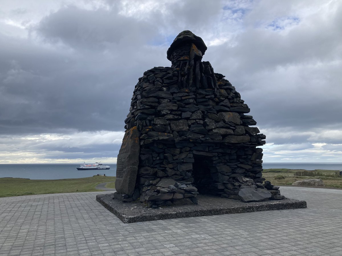 _yusuke_kamata_'s tweet image. アルナルスタピ
火と氷の国?風の国だ。
#iceland #arnarstapi #自転車旅