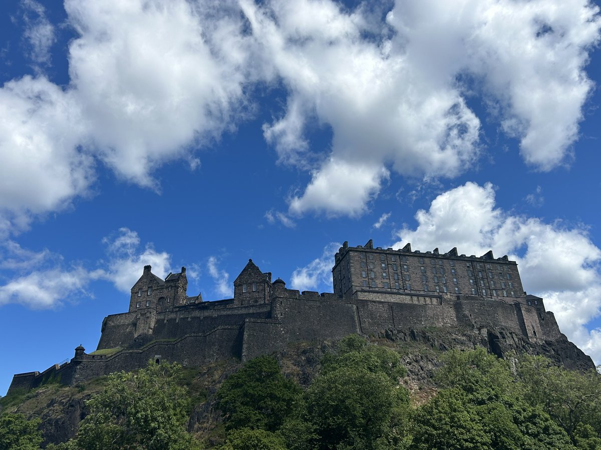 Great to be in #Edinburgh seeing clients on such a glorious day