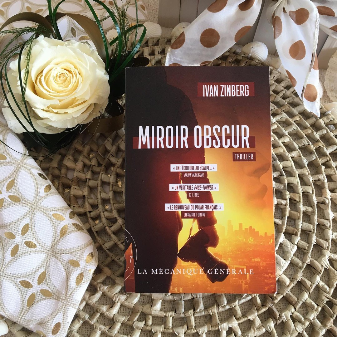 Cosmopolis_Ed's tweet photo. "L’enquête est rondement menée, en rythme et avec efficacité.
Ce qui ne vas pas empêcher l’auteur de nous balader jusqu’à la fin." - mybookimique

Miroir Obscur, de #IvanZinberg - toujours disponible partout !

#ivanzinberg #lamecaniquegenerale #polar #miroirobscur https://t.co/reziSstLUq