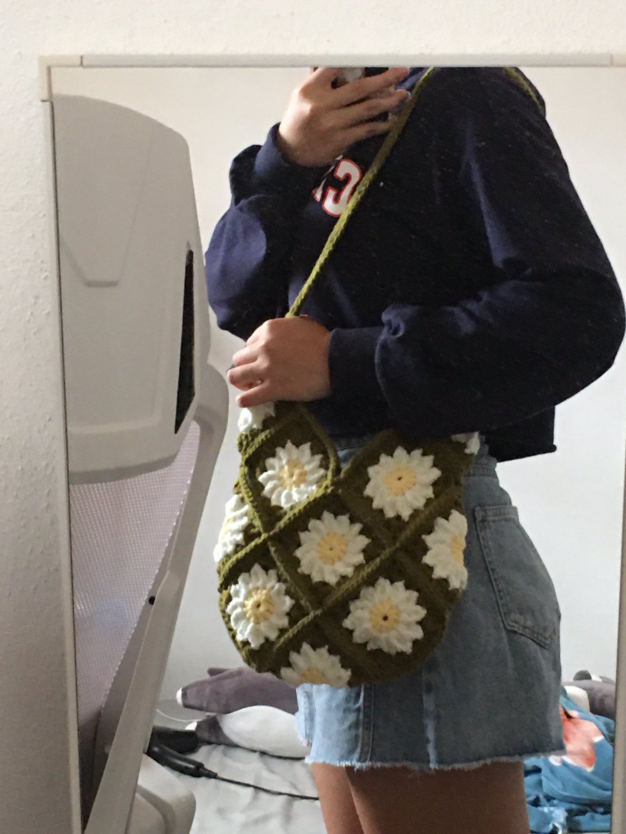 ryejiscart's tweet photo. 🏁 #siasmarket 

          tote bag crochet ! 
          390 ea + pf &amp; sf ( pre order 2-3 wks )
          rcbyt https://t.co/MK5qaWvDEQ 

🖇 . . . wts lfb ph sling shoulder cute yarn kpop enhypen txt bts itzy new jeans svt seventeen twice blackpink bp aespa nct dream 127 wayv https://t.co/Klfl2Ntmx2