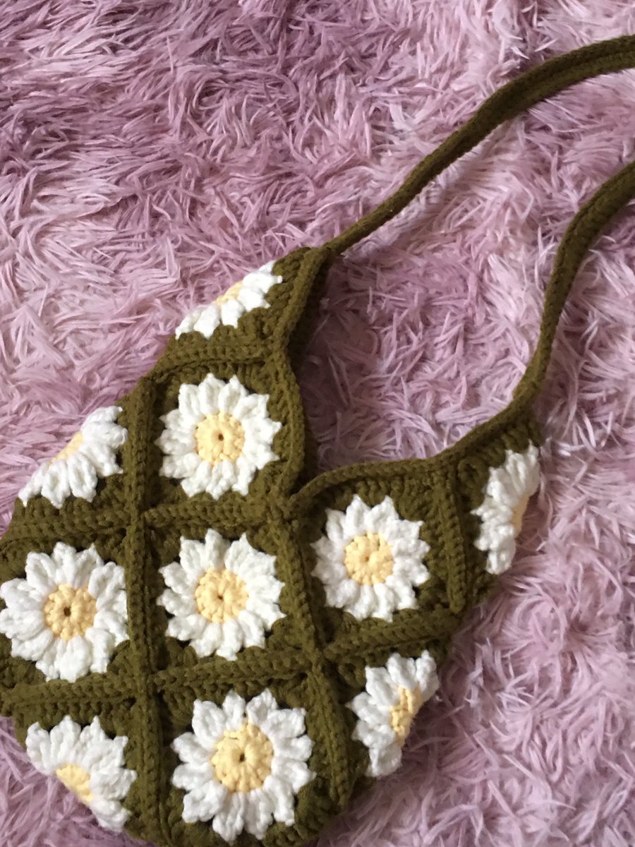ryejiscart's tweet photo. 🏁 #siasmarket 

          tote bag crochet ! 
          390 ea + pf &amp; sf ( pre order 2-3 wks )
          rcbyt https://t.co/MK5qaWvDEQ 

🖇 . . . wts lfb ph sling shoulder cute yarn kpop enhypen txt bts itzy new jeans svt seventeen twice blackpink bp aespa nct dream 127 wayv https://t.co/Klfl2Ntmx2