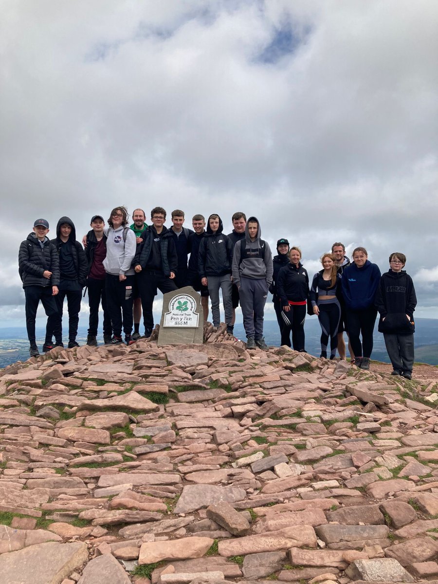 Well done <a href="/Y10NHS/">Year 10 NHS</a>  Geography class for hiking up Pen Y Fan! 🙌🏻🥾⛰️🏴󠁧󠁢󠁷󠁬󠁳󠁿
