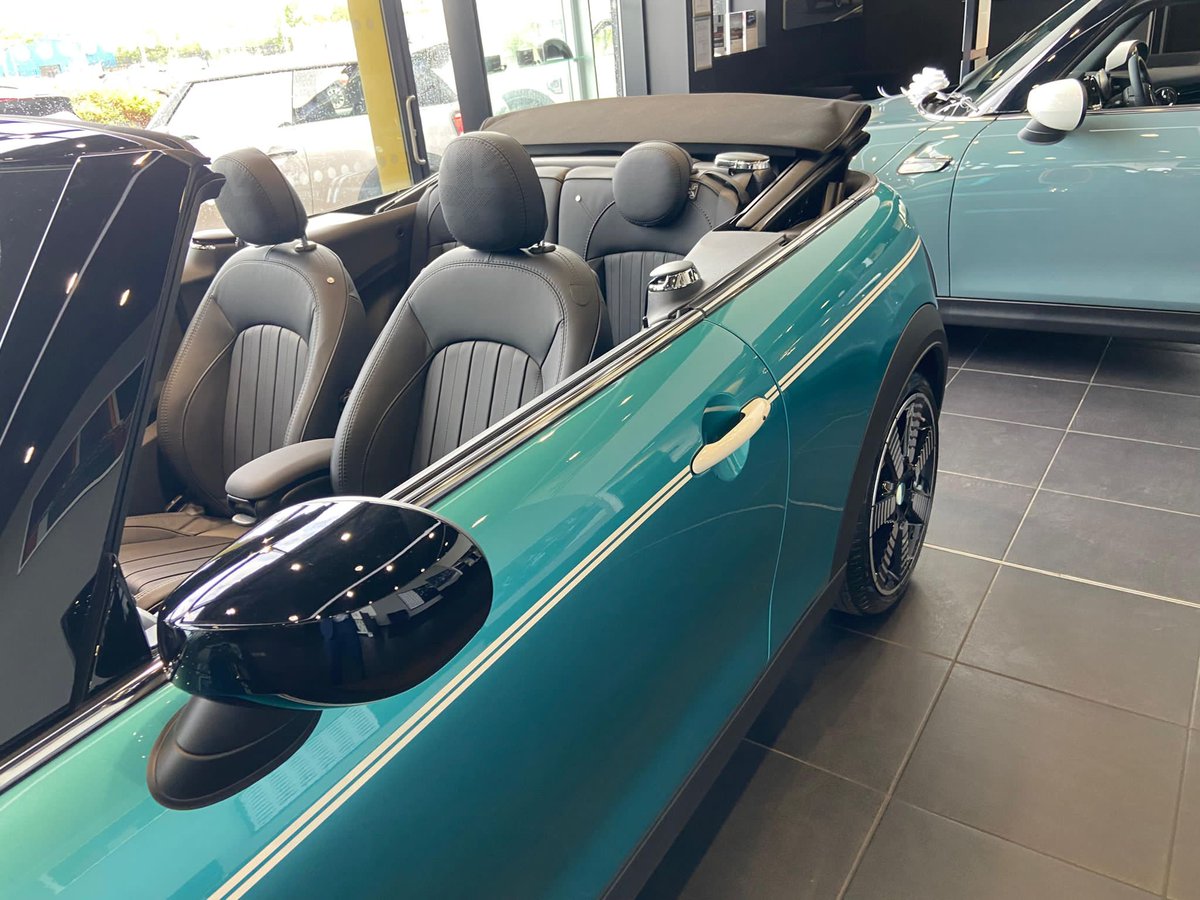 stratstonemini's tweet photo. Introducing the MINI Convertible Seaside Edition! 🏖️

Created to mark 30 years of roof-down MINI adventures, this special edition model was built to make waves!

Head over to Stratstone MINI Chesterfield and check out this beauty for yourself! https://t.co/rytMdvY6f0