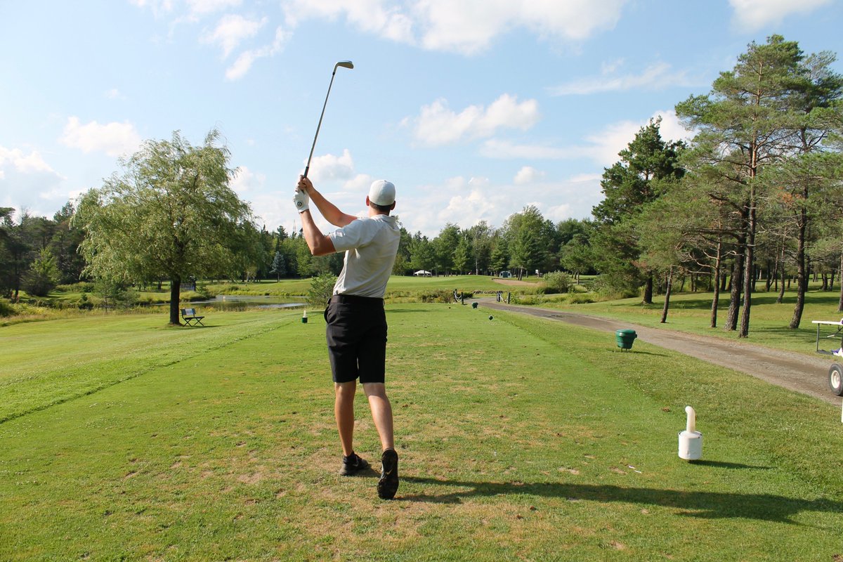 ResidenceWales's tweet photo. The Wales Home Foundation’s annual golf tournament is just over a month away! 🏠 ⛳️ 🏟️ We have two foursomes available that will definitely go fast, so I encourage you to contact us as soon as possible if you are interested in playing! 💨 🔜 https://t.co/hDtl3IZX0C