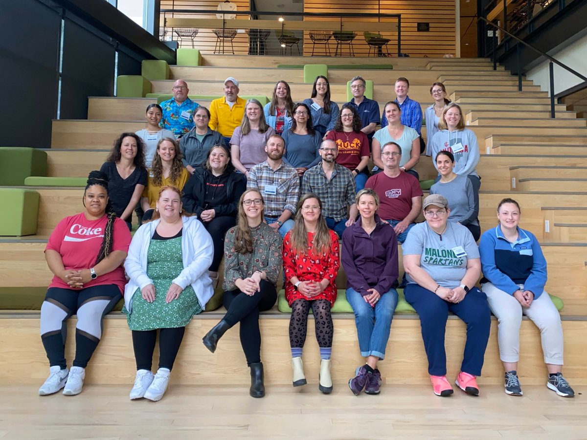 JAX_Education's tweet photo. Last week, 20 New England-based high school science teachers received hands-on laboratory training to enhance their teaching skills in #genetics, #genomics and #bioethics during our residential TtGG™ course. Thanks for hosting us, @BowdoinCollege! 👏
https://t.co/eyKyjAQFEe https://t.co/9U4ehJYH1t