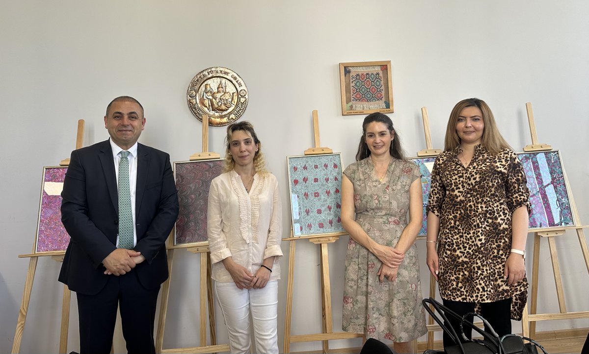 TiflisEgitim's tweet image. Tiflis Türkçe Kurs Merkezinde bahar dönemi kurslarını başarıyla tamamlayan 108 öğrenci için sertifika töreni düzenlendi. 🇹🇷🎓👏

Öğretmenlerimize teşekkür eder, kursiyerlerimize başarılar dileriz. 

@tcmeb @mebabdigm @mebyyegm