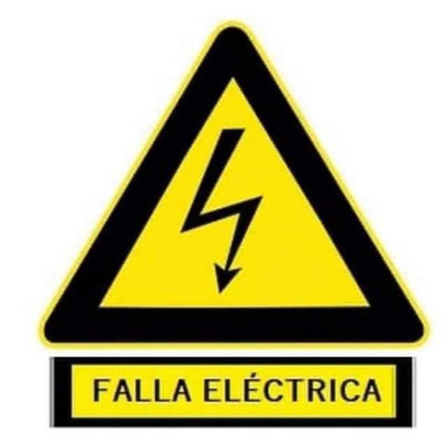 05/07. Se reportan labores de pica y poda por parte de Corpoelec, en la calle "B" de Las Marias, parte Alta. <a href="/ElHatillo/">Alcaldía El Hatillo</a> <a href="/CorpoelecInfo/">Corporación Eléctrica Nacional</a>