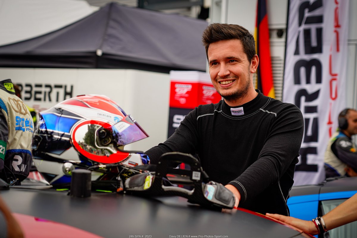🚨 Annonce Pilote 🚨

<a href="/PaulPetitRacing/">Paul Petit</a> sera des nôtres ce week-end au Val de Vienne et épaulera Viny Beltramelli sur l’Audi R8 LMS GT4 n°67.

#FFSAGT #GT4 #AudiSportCustomerRacing #PoweredbyMotul 

📷 Davy Delien