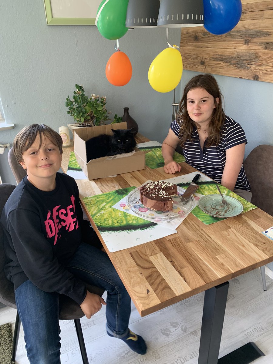 Dorit Maraun tweet media