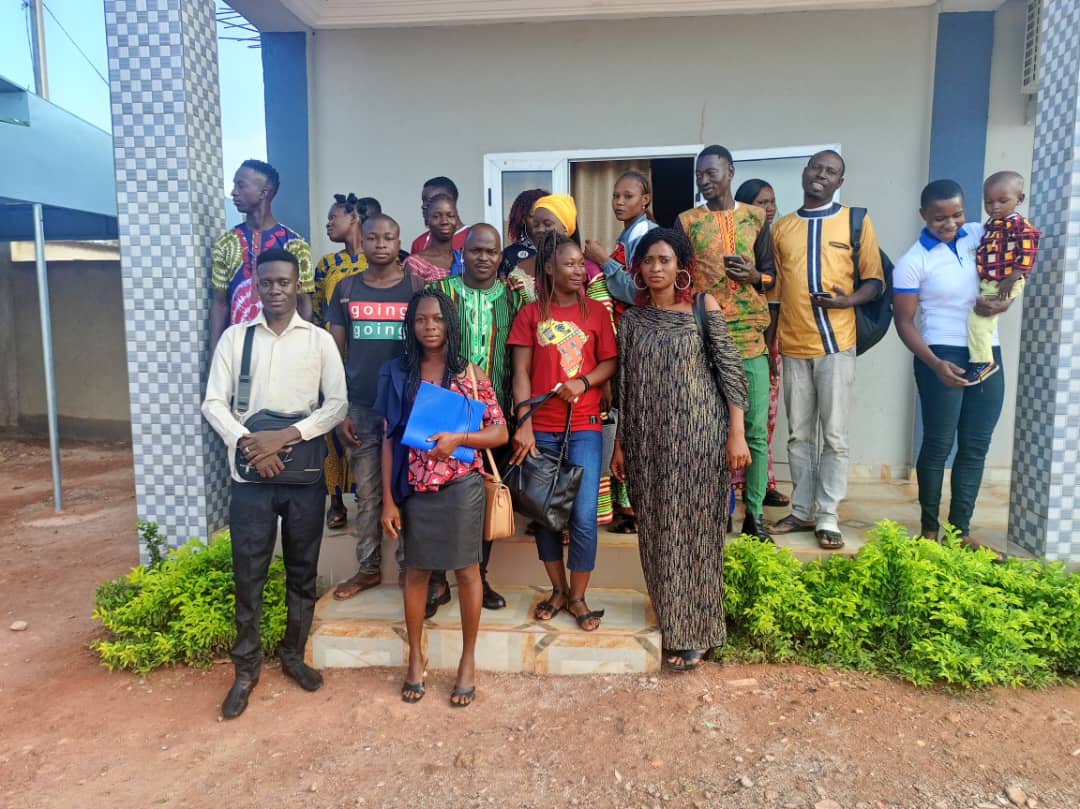 PalmSieAim60678's tweet photo. 💪🏾Les jeunes champions sr/pf du district de diebougou,sont toujours engagés pour la bonne santé de ça communauté.
#mihr
#jeunes_champions_srpf
@JeuneSRPF
#sud_ouest
@YvesConstantSo1 https://t.co/NhsnT7HL0B