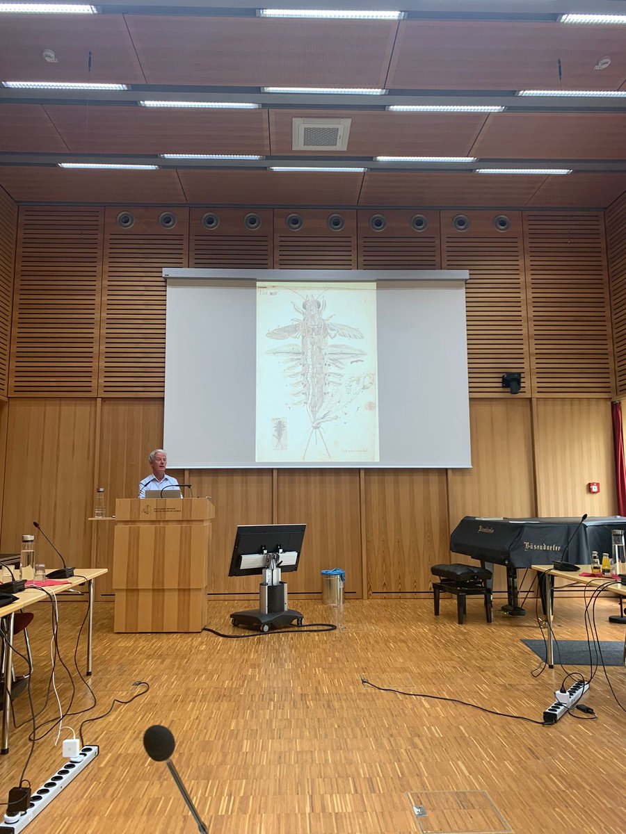 NWO_MicroLabs's tweet photo. Our PI Eric Jorink introducing our project to the @MPIWG today at a workshop organized by Katja Krause and her Max Planck research group “Experience in the Premodern Sciences of Soul &amp; Body” https://t.co/om7oqvN49V