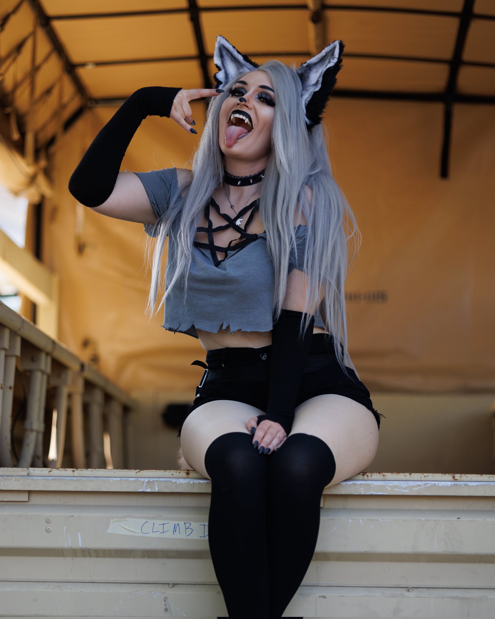 I leave for Texas tomorrow! See you guys at @superherocomiccon I'll have prints #loona #loonacosplay #helluvabossloona #helluvaboss #helluvabosscosplay #hellhound #hellhoundcosplay #cosplay #pupcup #pupcupgirl https://t.co/sv3PQ61UHW