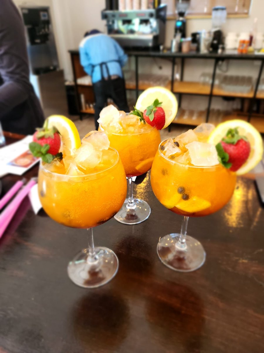 4KobusWiese's tweet photo. Grab your favourite Boba drink now at your nearest Wiesenhof and Cafè Dulcè! https://t.co/YALQLJ51jG